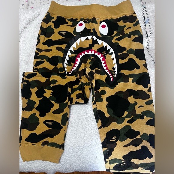 BAPE 1st Camo Shark Slim Sweatpants